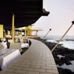 Das Royal Kona Resort liegt direkt am Meer und ist eine beliebte Unterkunft für die Gäste von Hannes Hawaii Tours.