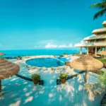 Das Royal Kona Resort liegt direkt am Meer und ist eine beliebte Unterkunft für die Gäste von Hannes Hawaii Tours.