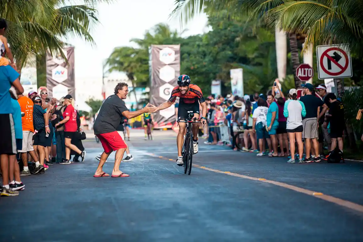 Mit Hannes Hawaii Tours zur Ironman Weltmeisterschaft nach Cozumel.