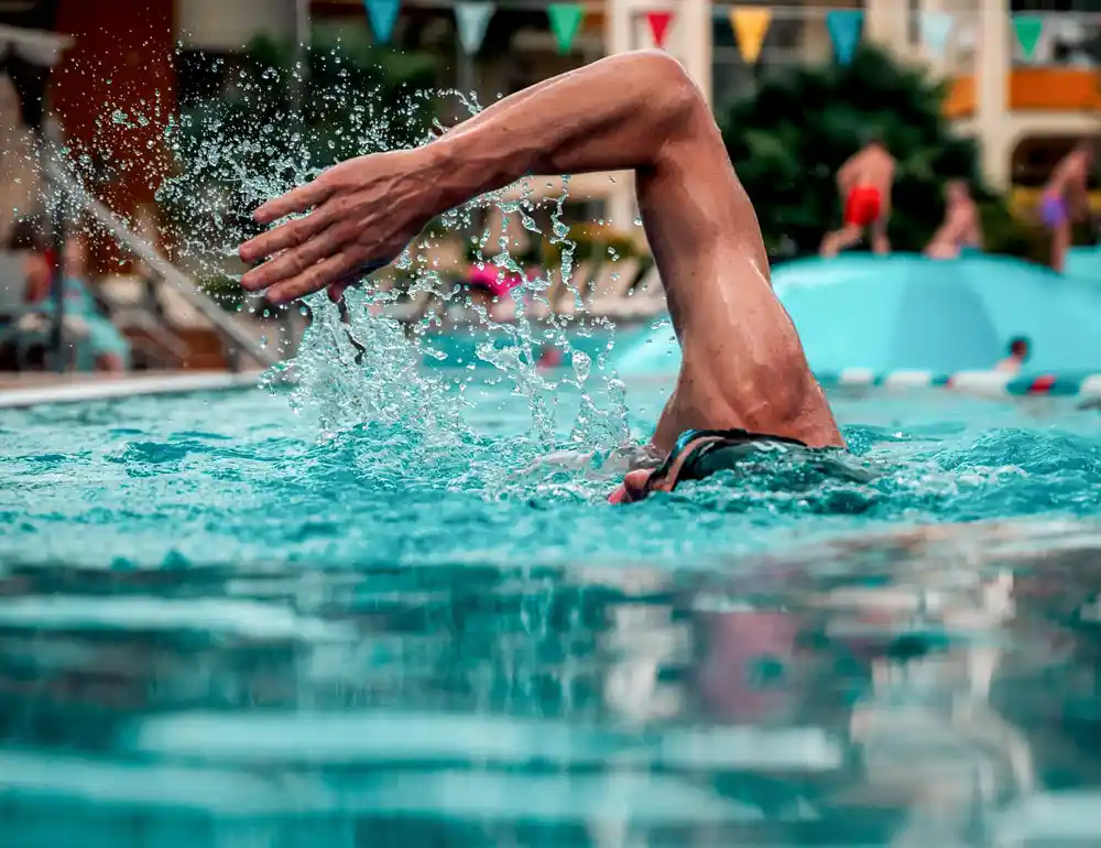 In den Triathlon-Camps von Hannes Hawaii Tours auf Mallora lernst Du eine optimale Schwimmtechnik.