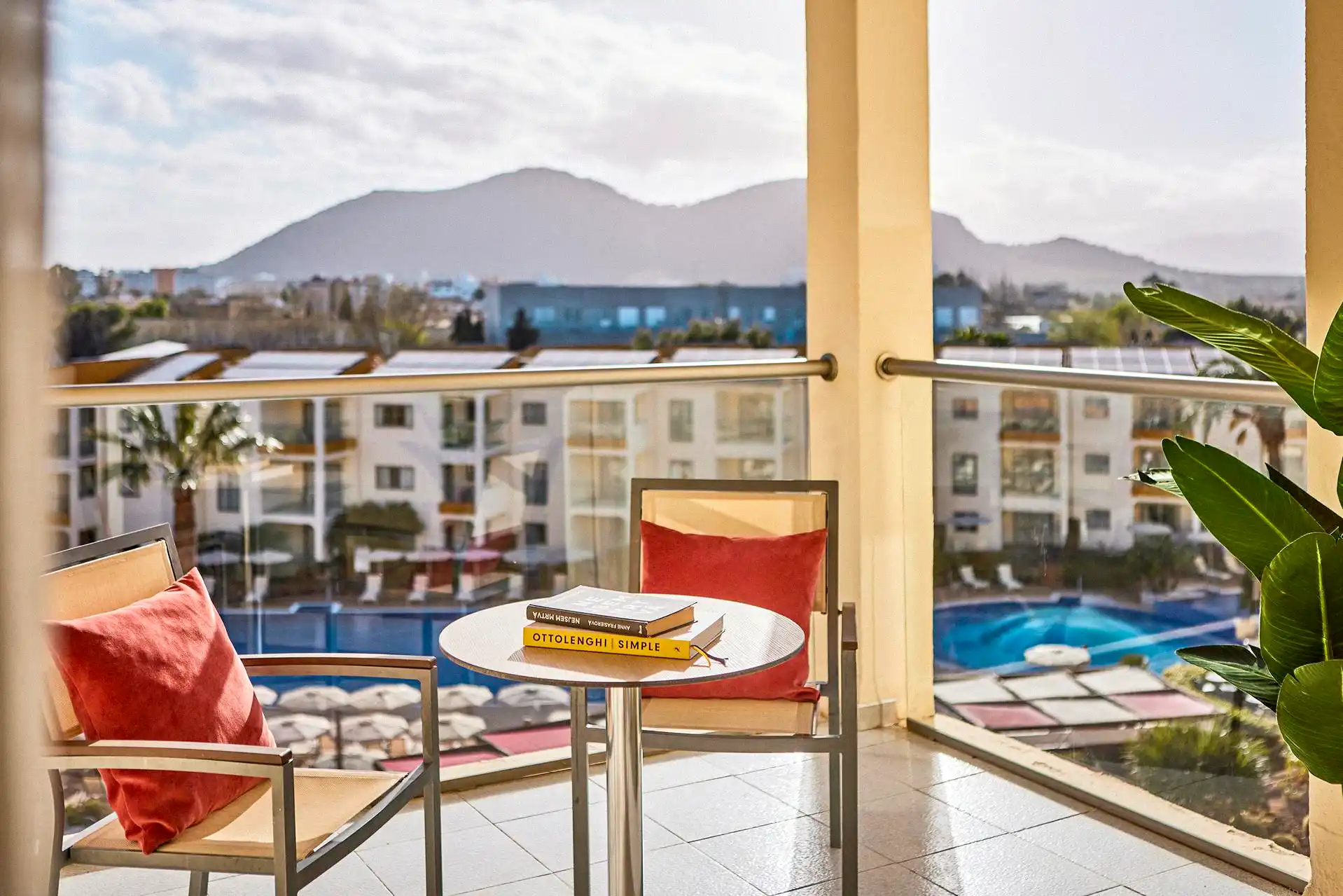 Suite mit Poolview im Zafiro Tropic Alcudia